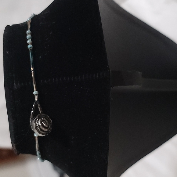 Turquoise & Brown Jade Beaded Necklace - Picture 6 of 7